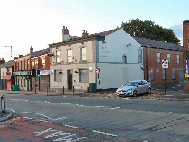 The Crown, Hyde