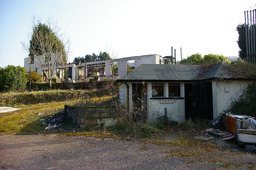 Haldon Thatch, Exeter