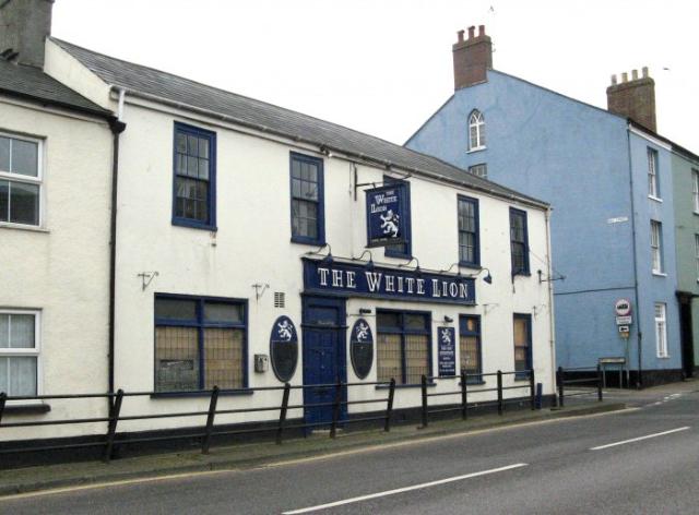 White Lion, Honiton